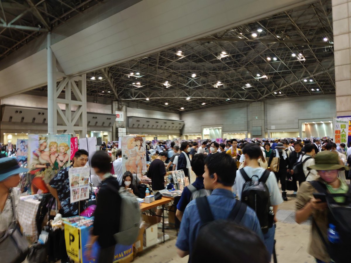 Gaming_Note_'s tweet photo. コミケ終了
サークル参加仕事終電徹夜から1日は物足りなすぎた。撤収後
#C102 #NoteProject https://t.co/QDiCEXqq4M