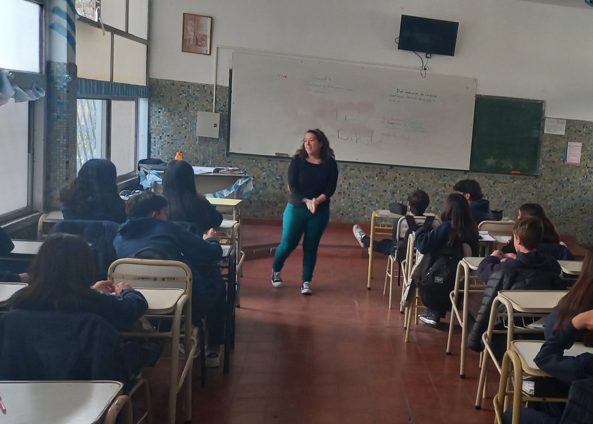FISC_ONGD's tweet photo. Las voluntarias Salango Ana y Bihotz llevan varias semanas en la ciudad argentina de Mendoza y han tenido tiempo compartir distintas experiencias, disfrutar de las historias de las hermanas más mayores, apoyar al profesorado del CAE (Centro de Apoyo Educativo) del barrio de ... https://t.co/hvyG1scCCU
