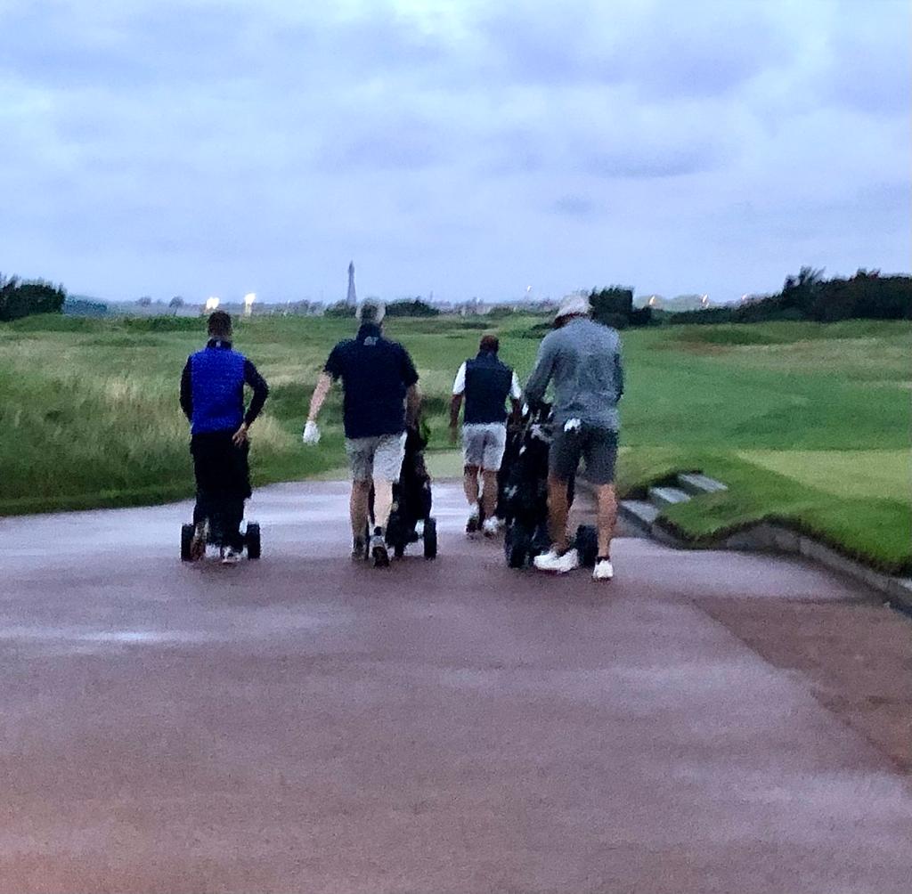 StAnnesOldLinks's tweet photo. The start of a long day. Good luck team SAOL
https://t.co/8navv5M79Y https://t.co/GBxkXDmSoC