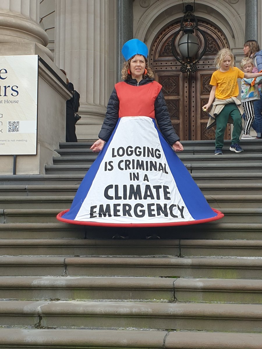 kerin_fogarty's tweet photo. @gedkearney 
Are you taking the Future of our Forests to the Labor Conference?  The future is in your hands https://t.co/5q1FGYIq0Y