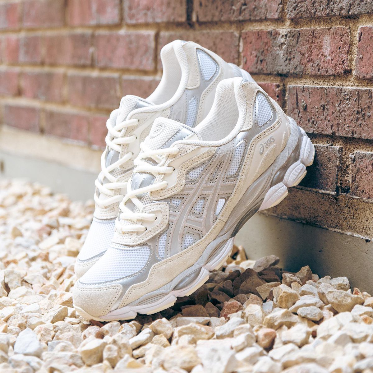 CaminoTV's tweet photo. La Asics Gel-NYC "Oyster" 🦪

Lien : https://t.co/5QGoQQZoB3 (140€) https://t.co/7wpMe7fhzn