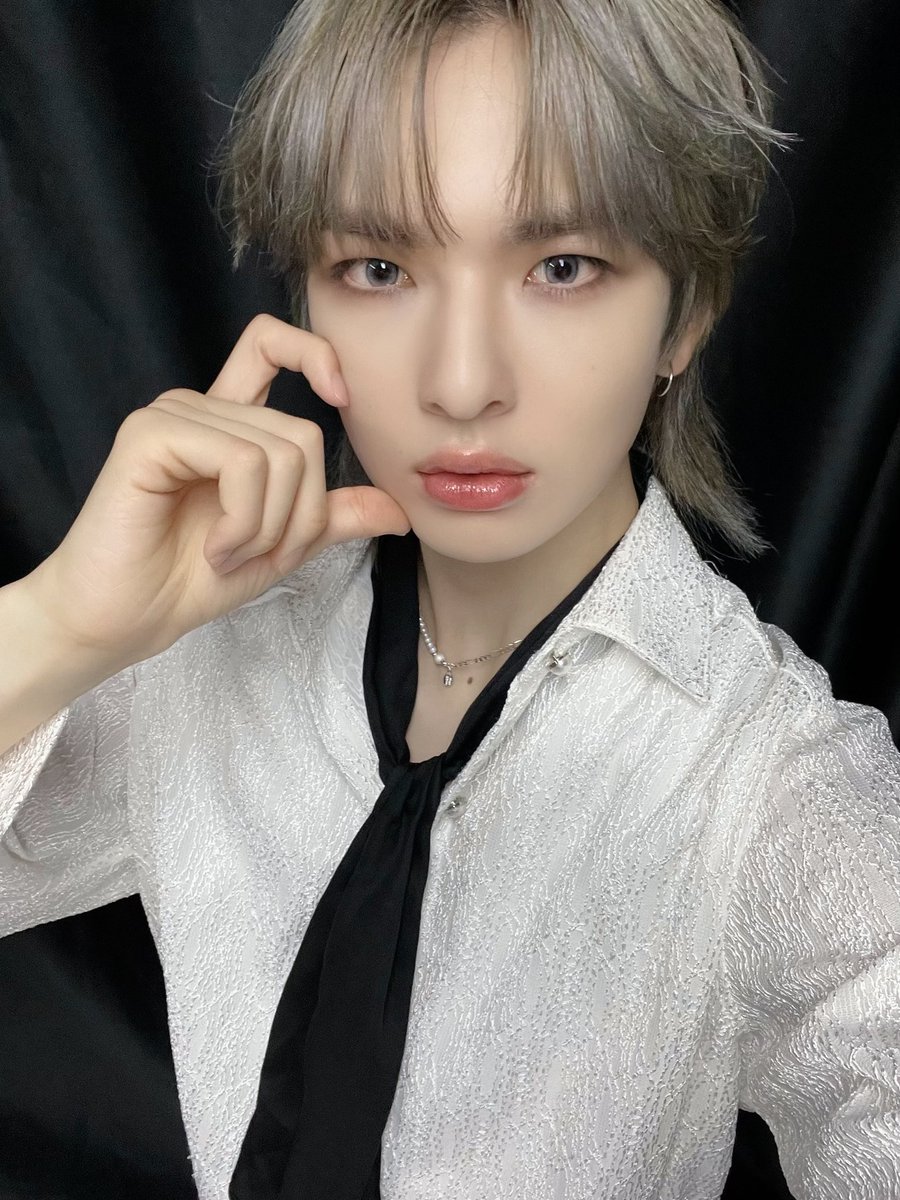 by_EPEX's tweet photo. [#뮤]

벌써 제니스 보고싶다 😭

#EPEX #이펙스 #MU #뮤 https://t.co/6UubSRk2oG