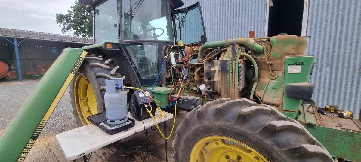 ...anyone spot the mistake with the receiver drier!!!

<a href="/AMAAirCon/">AMA Air Conditioning</a>