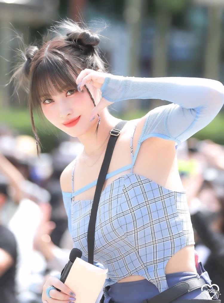 モモの好きなビジュ選手権】を開催します💖 Like OOH-AHH 〜 SET ME