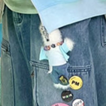 eunoicjisung's tweet photo. jisung and the tiny jisung 🩵 https://t.co/swaZPc2BDt
