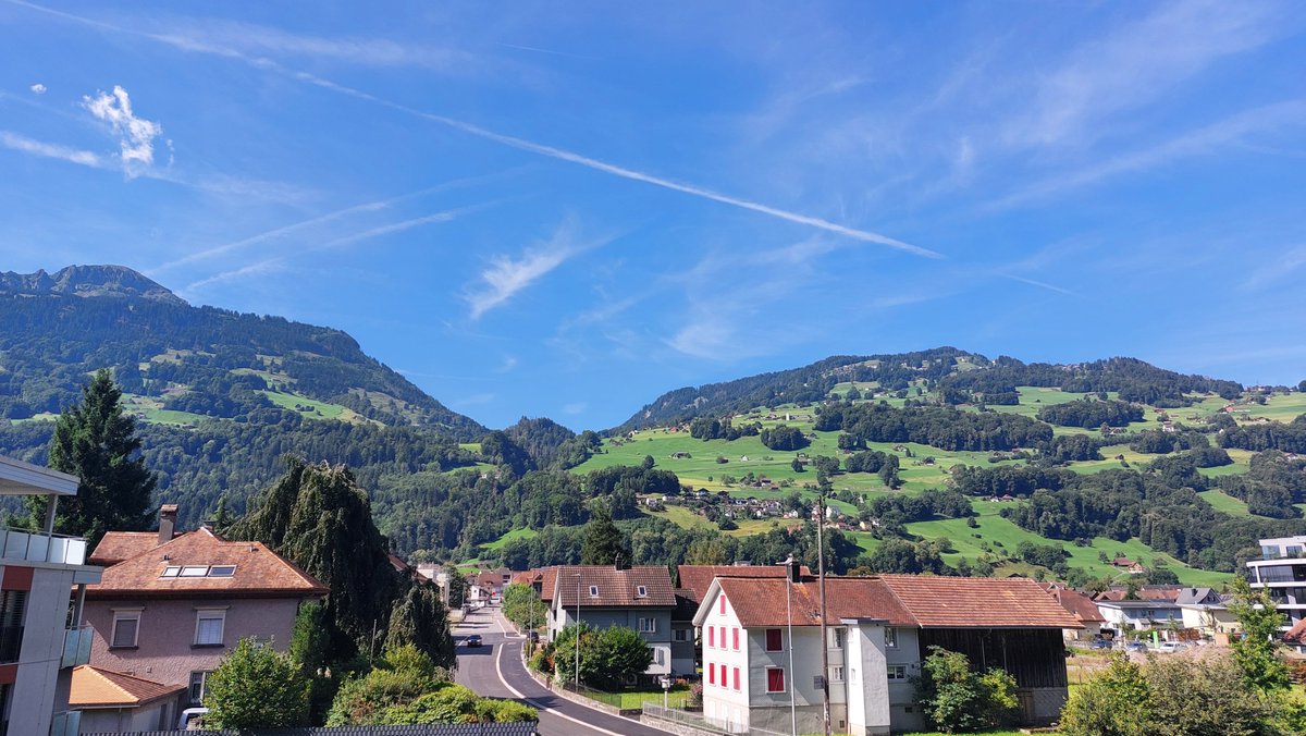 iw_onab's tweet image. Prawie jak w Bieszczadach. I 30 stopni również jest.😄
#Alpy