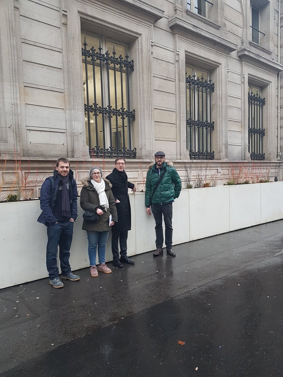 mtwit75's tweet photo. ❌ bocage urbain, micro-hub, uritrottoir, naturinoirs ... et si nos élus se consacraient plutôt à : ✅maintenance et entretien (bâtiments, voirie, espaces verts) ✅ propreté ✅ économies ✅ sécurité  ❓ #saccageparis https://t.co/nuPCUP7HZA