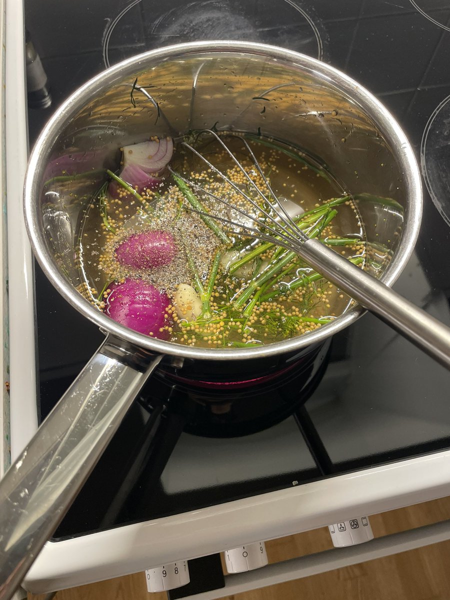 Dahl mf Jones tweet media