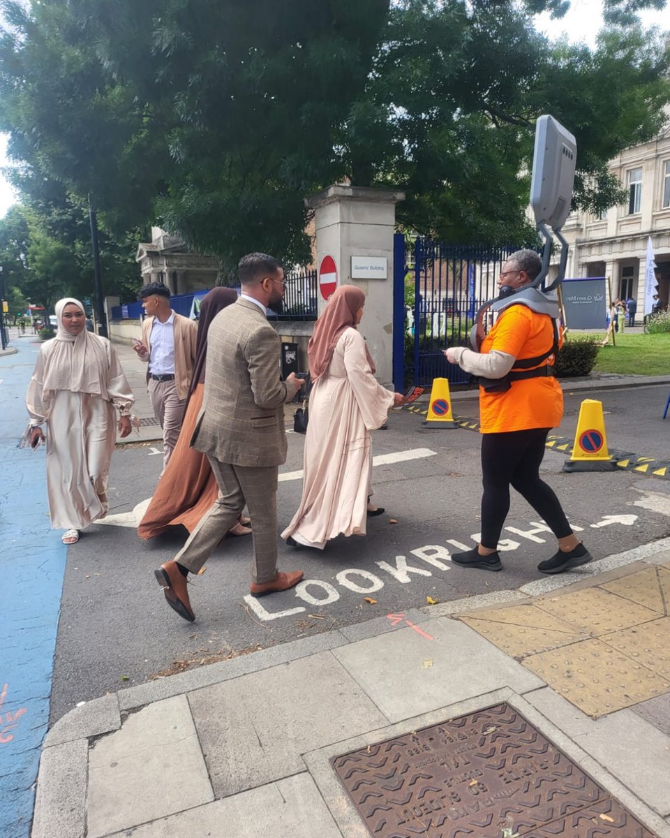 Here, there? We're everywhere! 

Congratulations to all #QMUL graduates! Follow the link in our bio to join the other 140,000 students claiming fair compensation for their disrupted studies! 

#ClassofCovid
#QMULGrad
#QMULCampus
