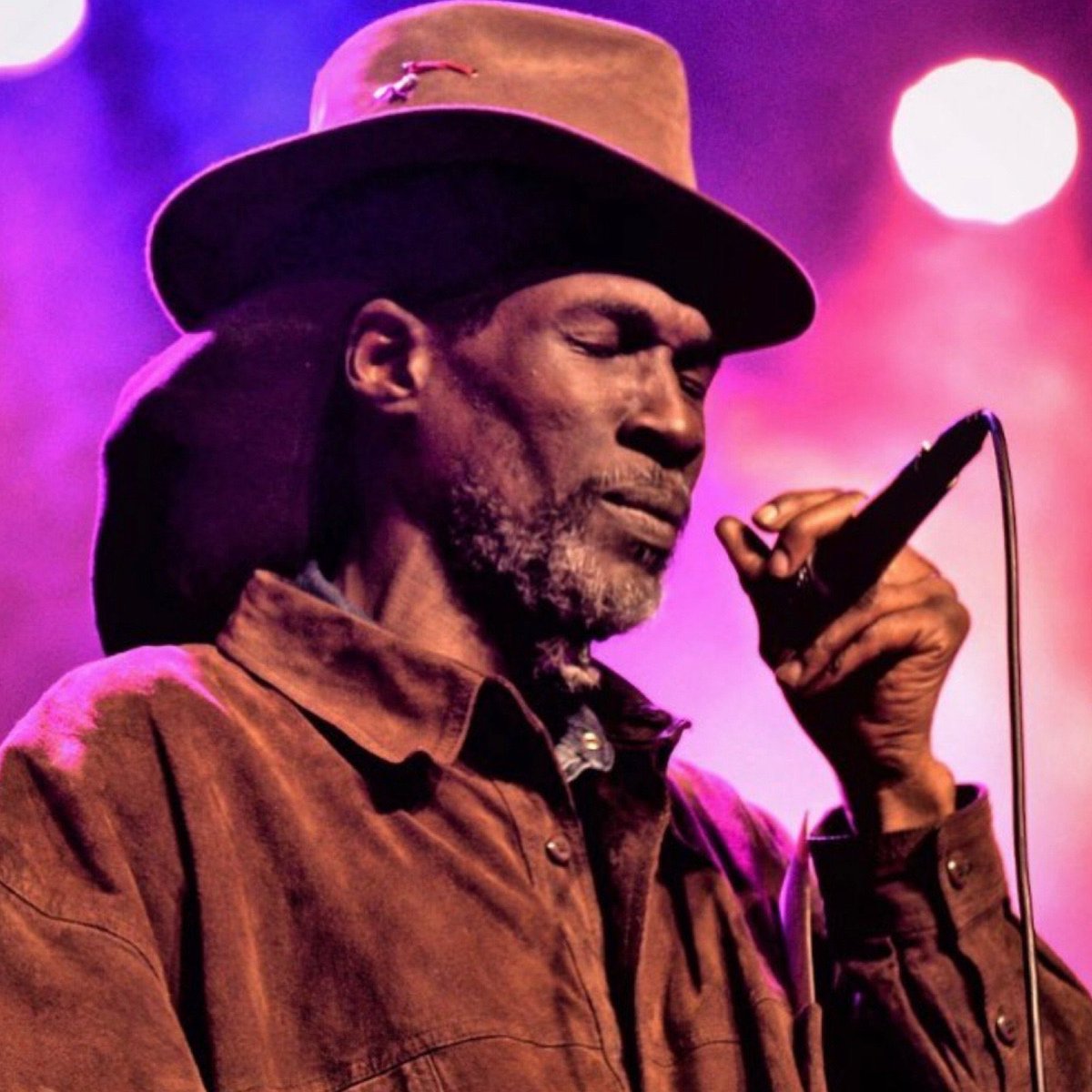 RR SPORT tweet media