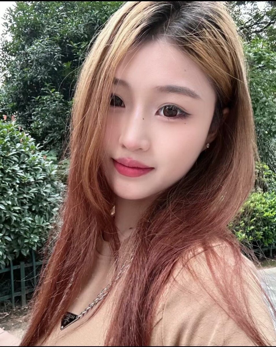 MLmodels123's tweet photo. 杭州维娜全新学生 在校学生温柔懂事全身雪白初恋般的感觉 https://t.co/yZRazOGYXl