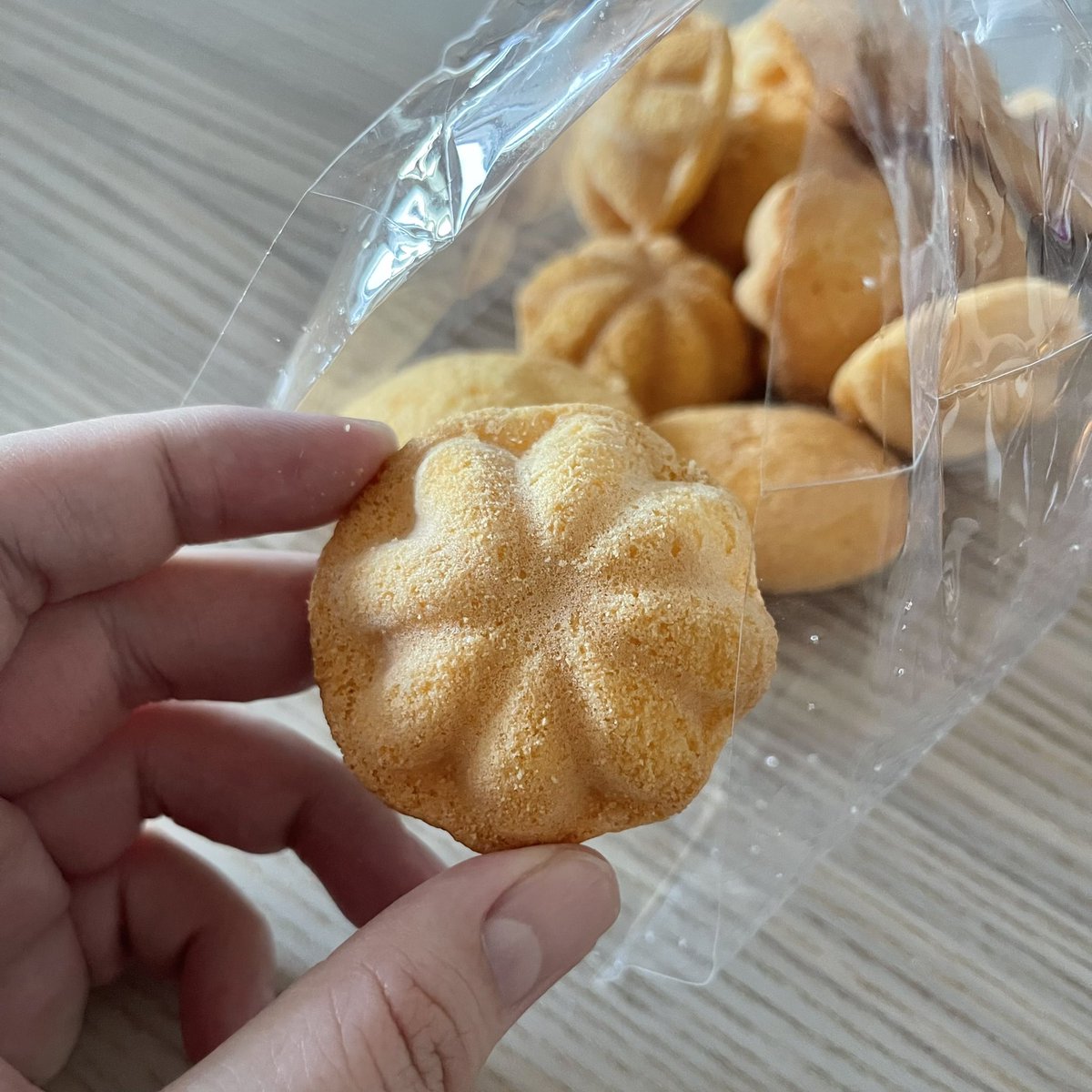 sfkkfs_'s tweet photo. อร่อยให้ 100 ติดคอให้ 1000000 https://t.co/zW7qlJnqKD