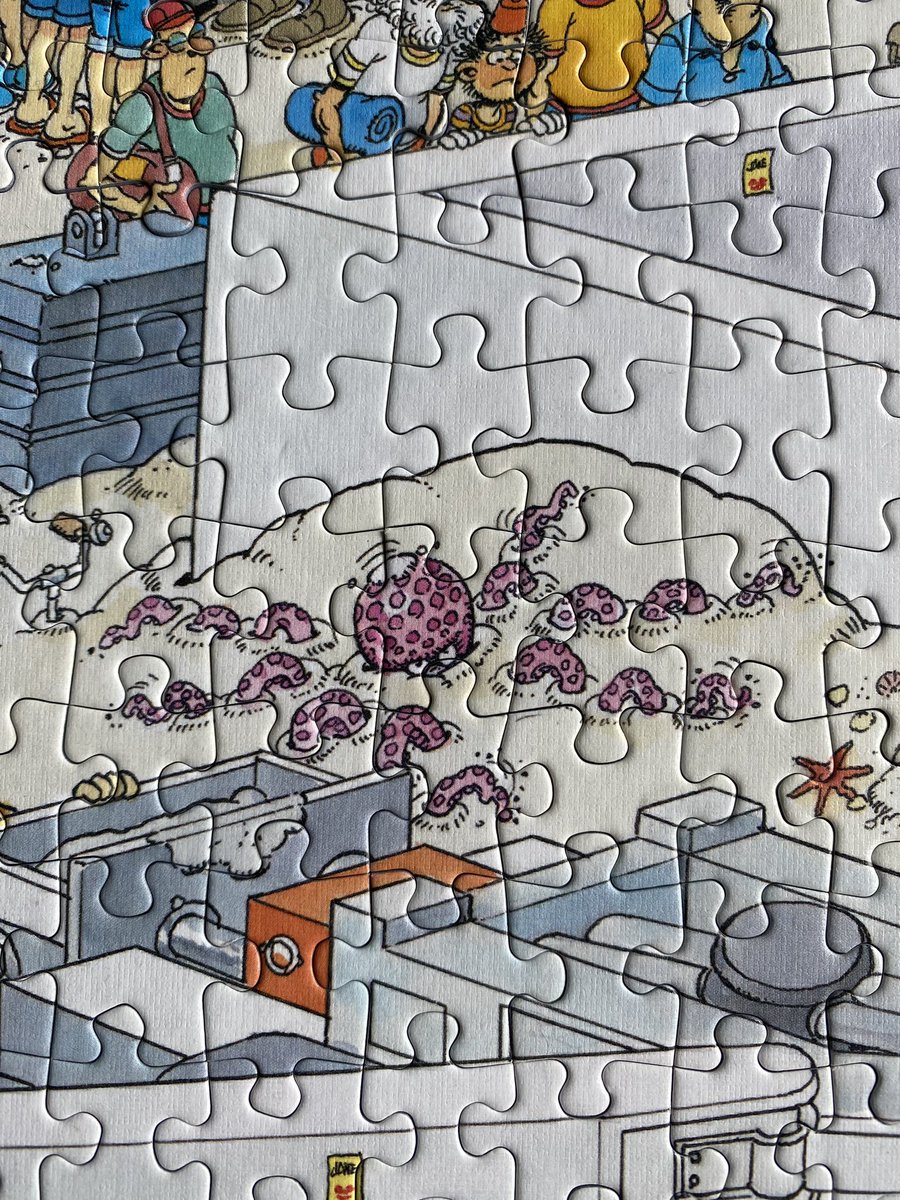 Hannashome_40's tweet photo. Bijna klaar? Helemaal! Met de bekende inktvis, Sinterklaas en kat.
@janvanhaasteren #bijnaklaar #puzzelen #legpuzzel #1000stukjes #jigsaw #fastfertig #presqueprêts #almostready #comicpuzzle #puzzle #puzzelnmachtglücklich #puzzellover #puzzling #puzzlelover #puzzletime #puzzlefun https://t.co/na82d6yuDK