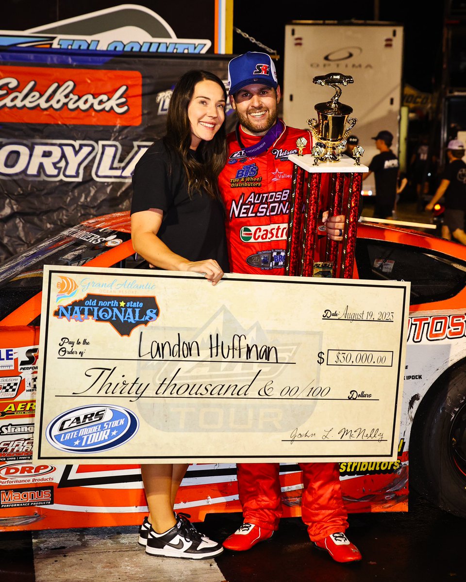 LandonHuffman's tweet photo. What an incredible moment. 

Thank you Barry Nelson &amp; Nelson Motorsports for believing in a hometown short track kid.  

 Let’s party 🤑🤑🤑 https://t.co/cJ9e3ZLWZP