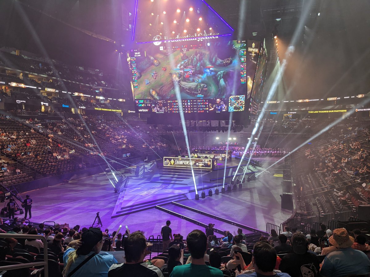 RAHBOOTS's tweet photo. #LCSChampionship #LeagueOfLegends https://t.co/3TlpvvvnDr