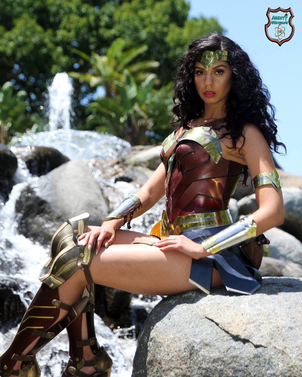 Guess who walked at an incline for 15 mins on the treadmill, lifted weights, and stretched!?! This girl right here… this #cancerwarrior! 
I will not submit to this pain… I will grow stronger! 
#cancersurvivor #cancerfighter #CancerAwareness