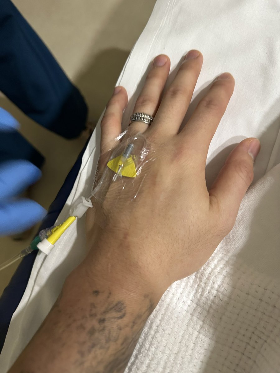 JANGHYUNSOO tweet media