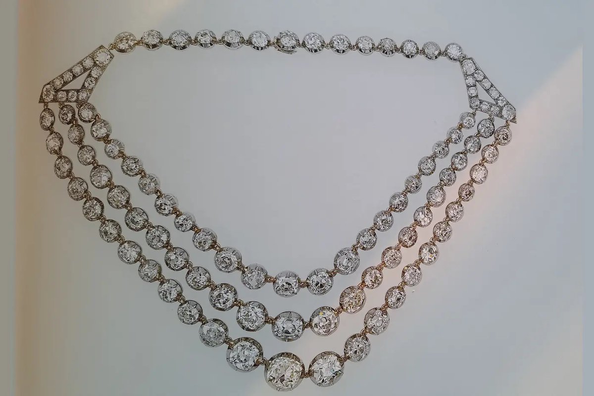 RegalFille's tweet photo. The #PrincessofWales debuted a sentimental piece from Late Queen's collection at the Coronation of King Charles III - The Festoon Necklace.  https://t.co/NDoRZPhmip https://t.co/qP64knYvqj