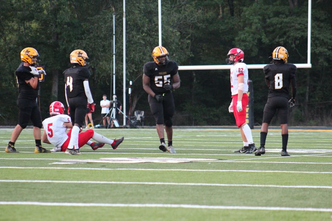 _geviaunta_'s tweet photo. Highlights from our loss against South Point HS- Finished with 16 tackles
Check out this video! https://t.co/dePhcSH7os https://t.co/Ob9uGGTw6k