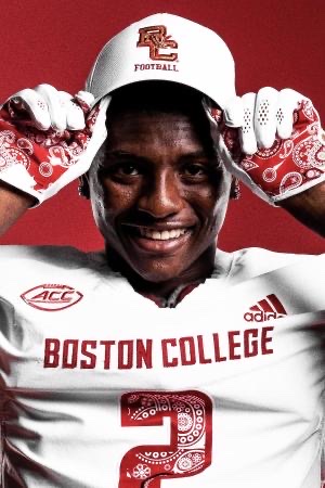 Former <a href="/Cmfootball2020/">Catholic Memorial Knights</a> star <a href="/jaedn7/">Jaedn Skeete</a> is adjusting well to D1 life thanks to his teammates, but he also credited his former head coach for being his biggest supporter during the transition:

nefootballjournal.com/2023/08/20/for…

<a href="/newftbj/">New England Football Journal ® 🏈</a> <a href="/AdamKurkjian/">Adam Kurkjian</a> <a href="/HSFBamerica/">High School Football America</a> <a href="/BCFootball/">Boston College Football</a>