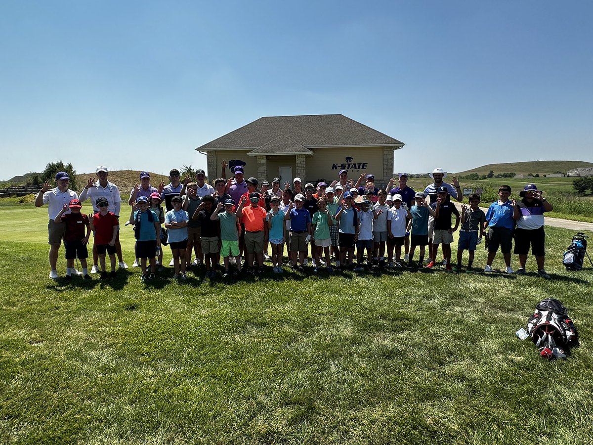 FirstTeeMHK's tweet photo. We had a great time at the Colbert-Fogler Junior Clinic! Thank you to @KStateWGolf and @KStateMGolf for coaching the kids!  #gocats #EMAW @colberthills @kstatesports https://t.co/JBOpuvIIva