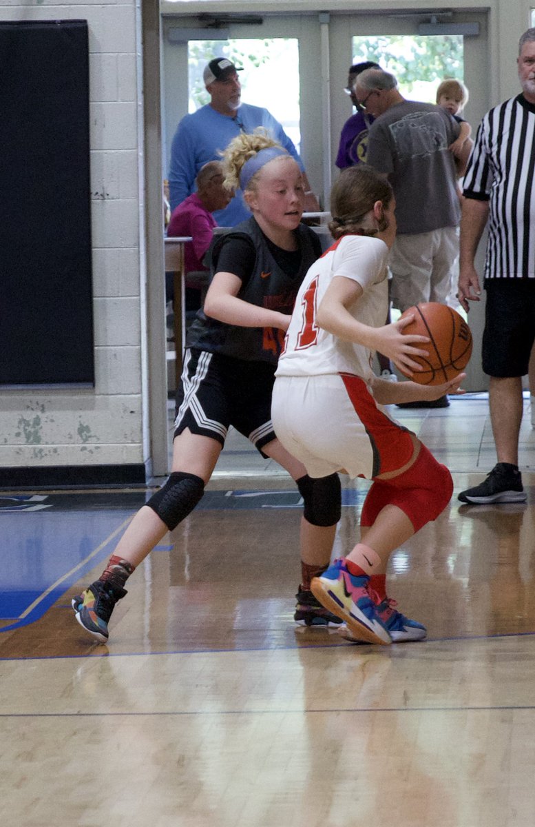 CMSLadyCougars's tweet photo. Lady Cougars back on the court 🏀 https://t.co/H33JiWYE9u