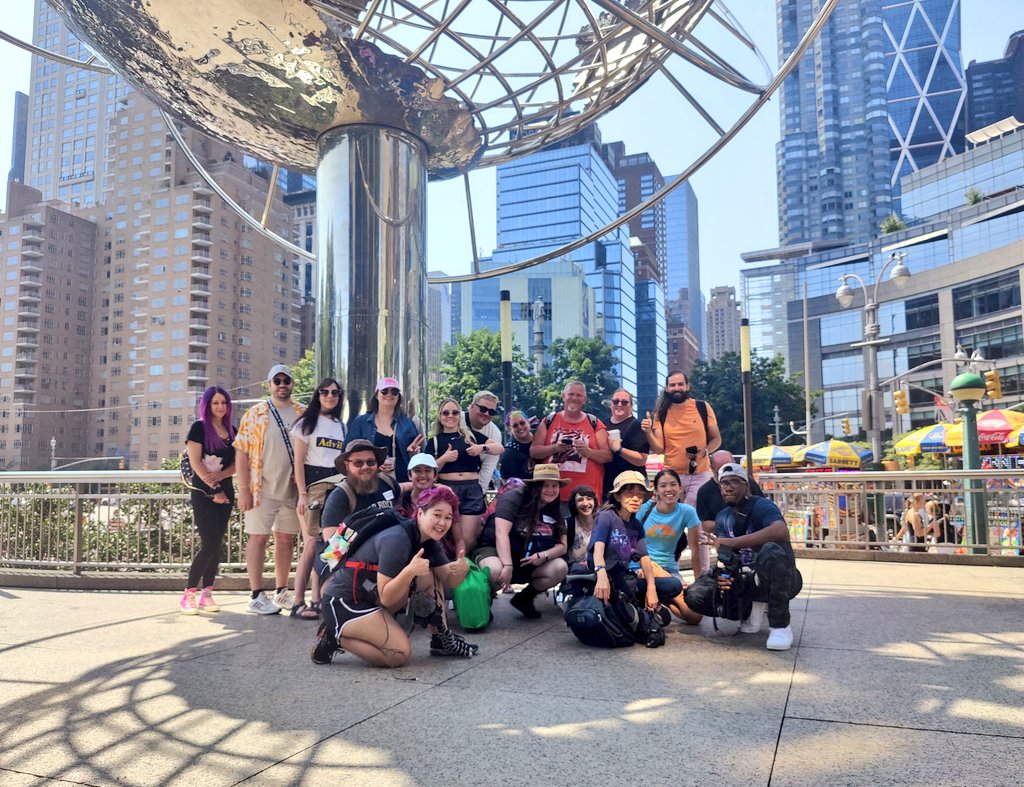mrsmime100's tweet photo. This morning's raid train thru Midtown in #NYC was a success! Many raids done, several shinies, and best of all: a bunch of trades and friends made along the way 😊✨🐉 #PokemonGOFest2023 https://t.co/oRurgJ43sB