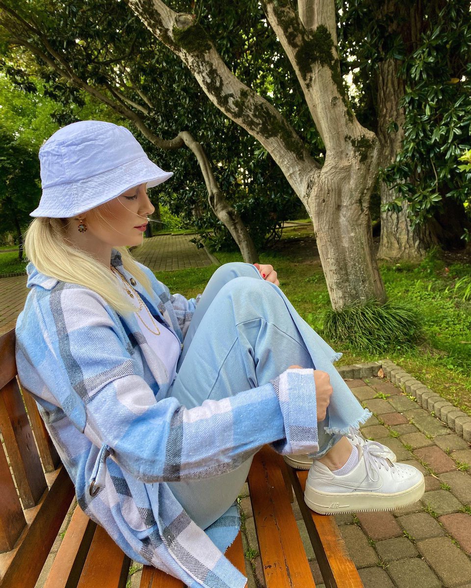 erinthomasng tweet picture