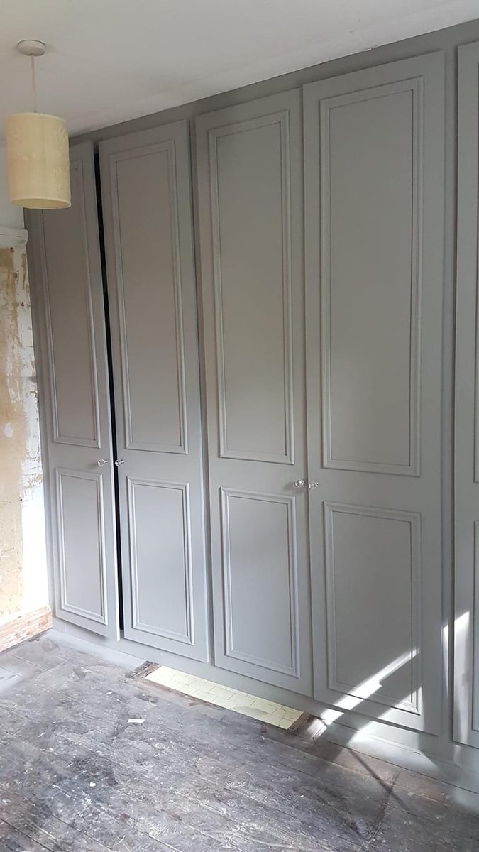 We wanted to keep the fitted wardrobes but didn’t like the finish ……. So we had them sprayed! #renovations #interiordecor #projectplanner