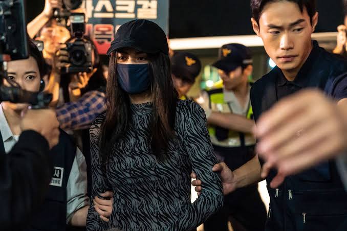 leoshopss's tweet photo. [Mask Girl]
☆8.9\10

Cerita apik yg ga kaleng-kaleng. Ga ceritanya ga sesimple kaya orang jd live streamer trus terungkap identitasnya, it's more than that! Gua apresiasi dari cara mereka milih aktor aktrisnya yang wah tiap episode bikin gua amaze terus krn ceritanya seru huhu- https://t.co/AFhHGtAhwM