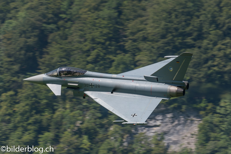 bilderblog's tweet photo. German Luftwaffe Eurofighter of the Bavarian Tigers at ZigAirMeet 2023 #Zigairmeet2023 #zigermeet #airshow #flugplatzmollis #bilderblogch #avpic #aviationpic #avnerd #jetphotos #aviationpic #avgeek #avgeekspotting #aviation #instagramaviation #aviationphoto #aviationpics https://t.co/E7DjNYIIMq