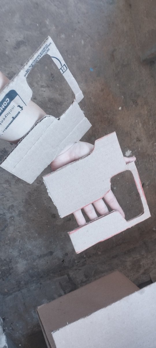 I already put the pieces on it, the chimney and the other details, etc. my gauge 1 Percy is halfway finished