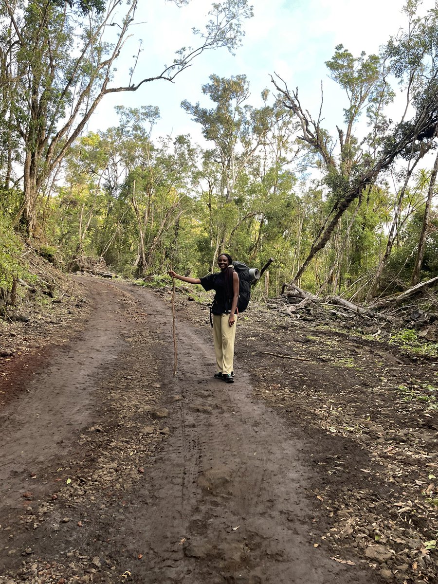 tomiadesina_'s tweet photo. Wow. 

Successfully hiked up an Active volcano the past 2 days.

Now time to recover 🥹. 

#ducourage https://t.co/vS1ci81sn3