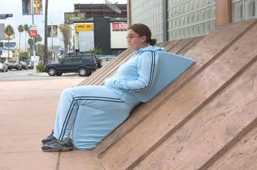 urbanthoughts11's tweet image. Dress right for hostile architecture 
by Sarah Ross