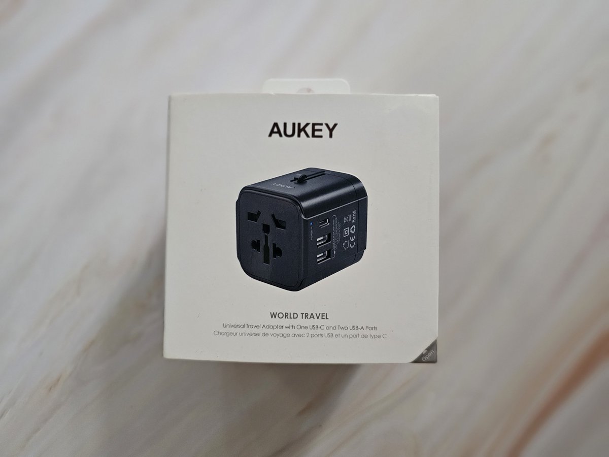 AsaneeReview's tweet image. Aukey PA-TA01 Universal Travel Adapter ตัวเดียวจบ ชาร์จได้ทั่วโลก
shope.ee/8pInuFIytU
#asaneereview
#aukey
#universaladapter
#adapter