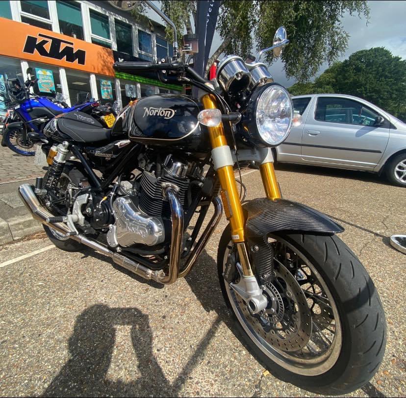A good initial test <a href="/Norton_Moto/">Norton Motorcycles</a> @phmotorcycles . Hopefully a longer test will give us a more rounded review 👍