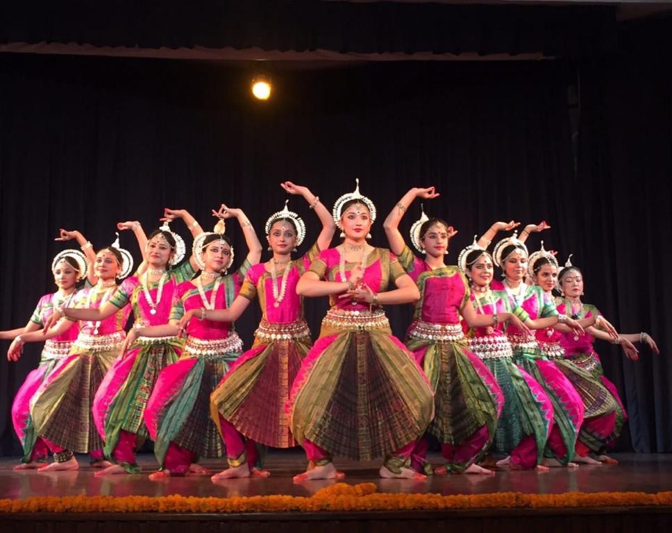 #WorldPhotographyDay
#Odissi 
#IndianClassicalDance 

            #madhumitaR 🍃🍂🍃