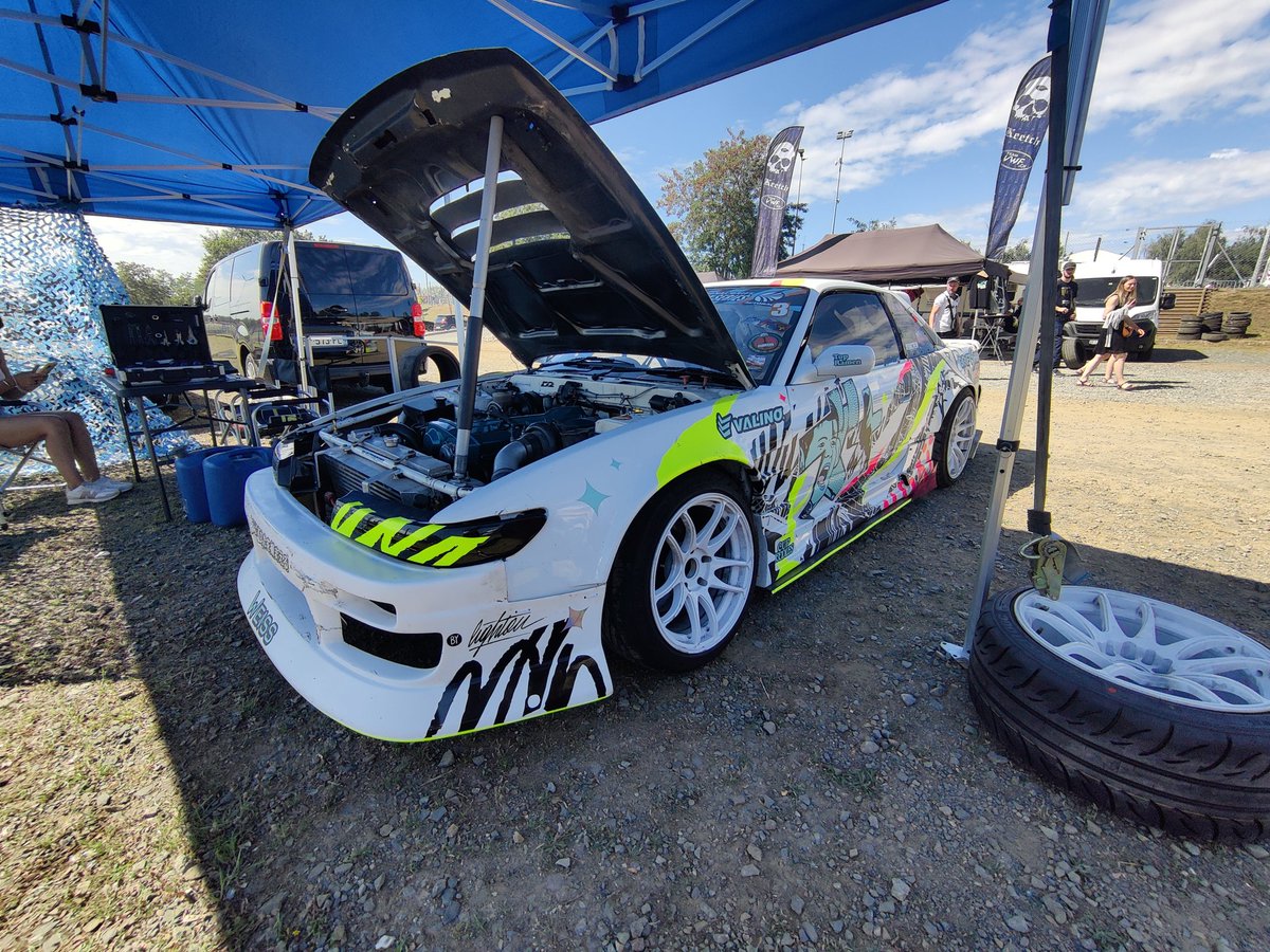 G_Jrom's tweet photo. Journée au #BigCarShow 
#porncar #watata https://t.co/TptsP4YYPs