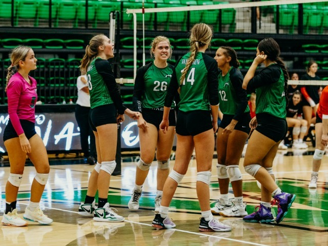 hmcilvain2's tweet photo. "We lost some pivotal players. But those seniors established some expectations that have carried over to this team."
@vbsdvolleyball looks to reload after making the 5A semifinals last year in a magical season
📒area notebook ($): https://t.co/Tq0IbfRBHc
#ARprep #PrepRally https://t.co/gI1eL16G3e