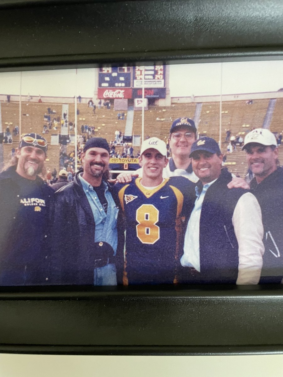 petenajarian's tweet photo. Join us today on the “HUDDLE” live streaming on @wccoradio @Audacy with @Vikings @nyjets @Patriots @GopherFootball maybe week 1 games, who to watch Saturday!
Filling up quickly #GiddyUp https://t.co/leXZUGanMe