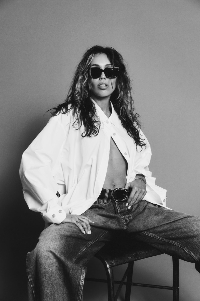 BrendaRadillo's tweet photo. RT @MileyCyrus: Used To Be Young. August 25th. https://t.co/QbuGWDQ6cC