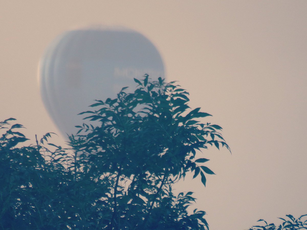 nishaparmar191's tweet photo. Morning views from home 🎈🩷😍🌅 @bbcweather @metoffice @ChrisPage90 @officialnbf #northamptonballoonfestival #camehome #homeviews 🎈 https://t.co/nRGnSgVyKV
