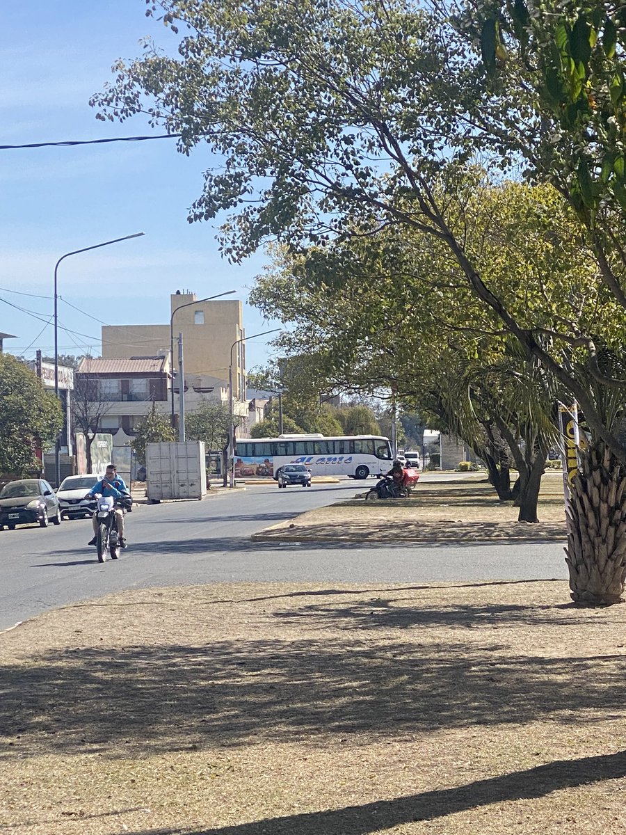 NoraBedano's tweet photo. Domingo en mi hermosa ciudad, VillaMaria, sus Boulevares, sus edificios, es tan bella, luminosa, agradable.
#elProyectosigue https://t.co/hfbKcplOlT