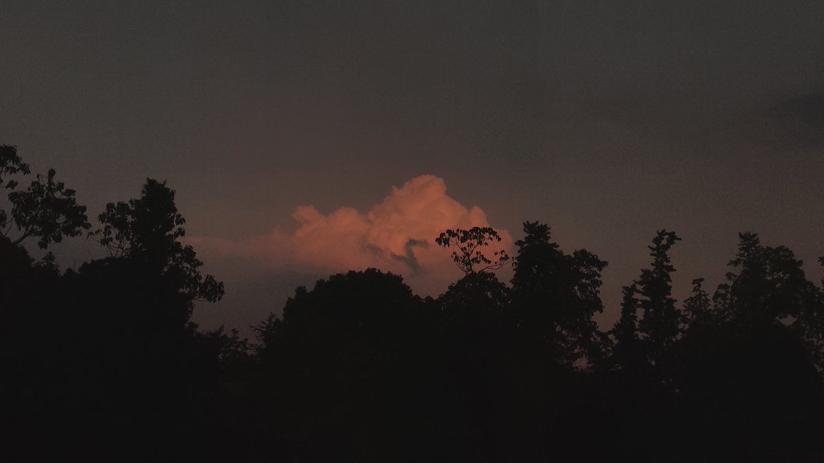 cloud☁️ https://t.co/qNWF0tkqa7