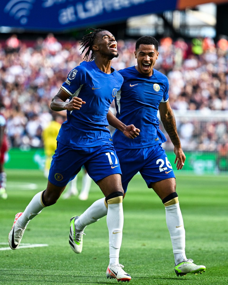 ChelseaFC's tweet photo. Look at what it meant! 😁

#WhuChe https://t.co/0cOOuQPYOM