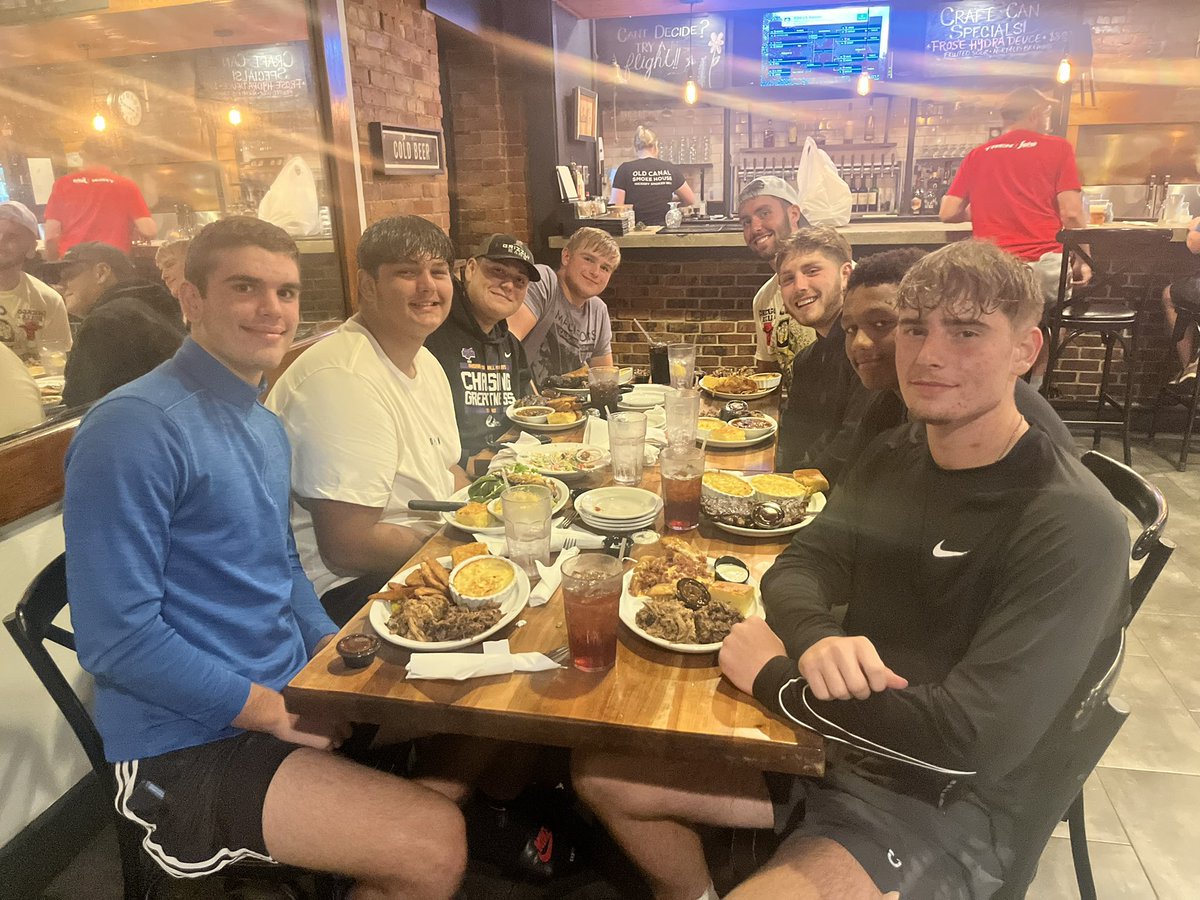 Newton Hoops tweet media