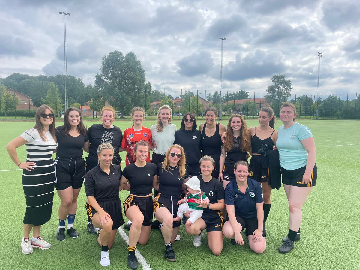stockholmgaels's tweet photo. Some club 💛🖤 Fantastic day out yesterday with the @SwedishIrishSoc. Great to see so many people come down, from the OG Gaels squad to our newest members only arriving in Stockholm last week! Big day for the camogie team playing their first ever game https://t.co/dR8kcGG9PF