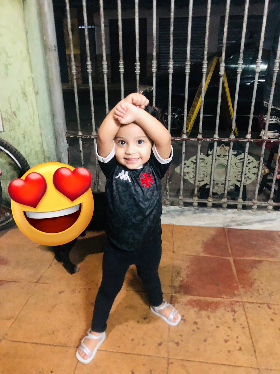 DalvanFarias's tweet photo. Enquanto houver um coração infantil, o Vasco será imortal! 

Vamos vasco! Só que é vascaíno entende esse amor… 💢💢💢 https://t.co/wCmo430lI5