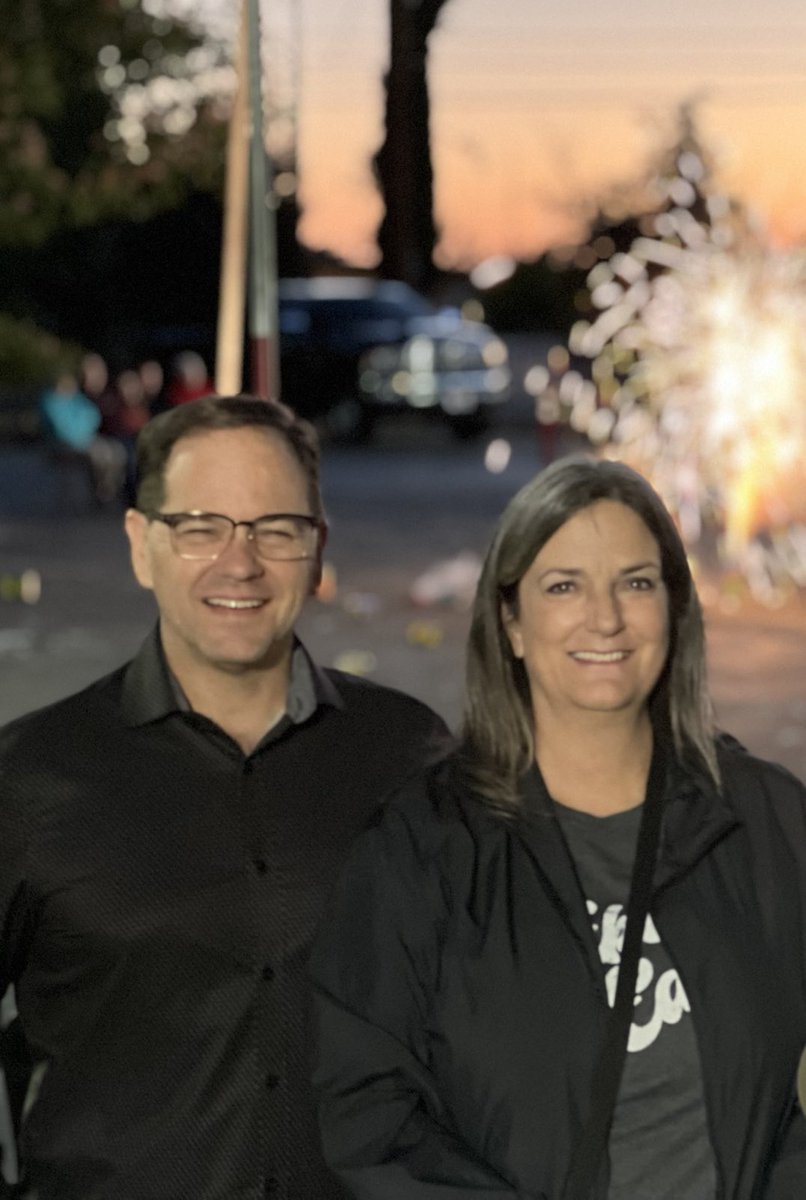 sean367's tweet photo. HAPPY ANNIVERSARY Shyrel you R the most Amazing Beautiful &amp; Incredible Woman! Your love for people, discernment, deep spirituality, guiding, coaching (skills I call Ninja 🥷🏼 😎) YOU are a fortress &amp; guiding hand to Me, Sean &amp; Lauren! I LOVE YOU!!! ❤️ 35 years to infinity &amp; beyond https://t.co/Jp9t5fReKf