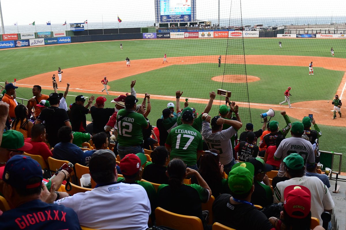 Iremos a ponerle color a Miami 🇲🇽🥳🙌 ¿Quién está apuntado para ir a la Serie del Caribe 2024? 🇺🇸🏟️🏖️😎 #LigaARCO ⚾️